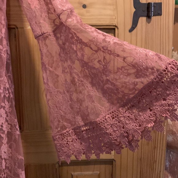 Long Lace Dusty Rose Kimono - Picture 2 of 8